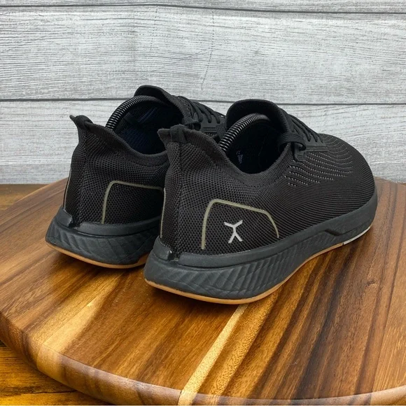 Men's Black Athletic Running Shoes - Picture 5 of 12